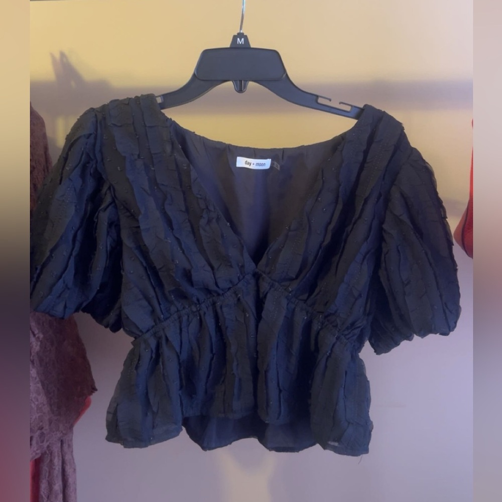 Black Puff Sleeve Top